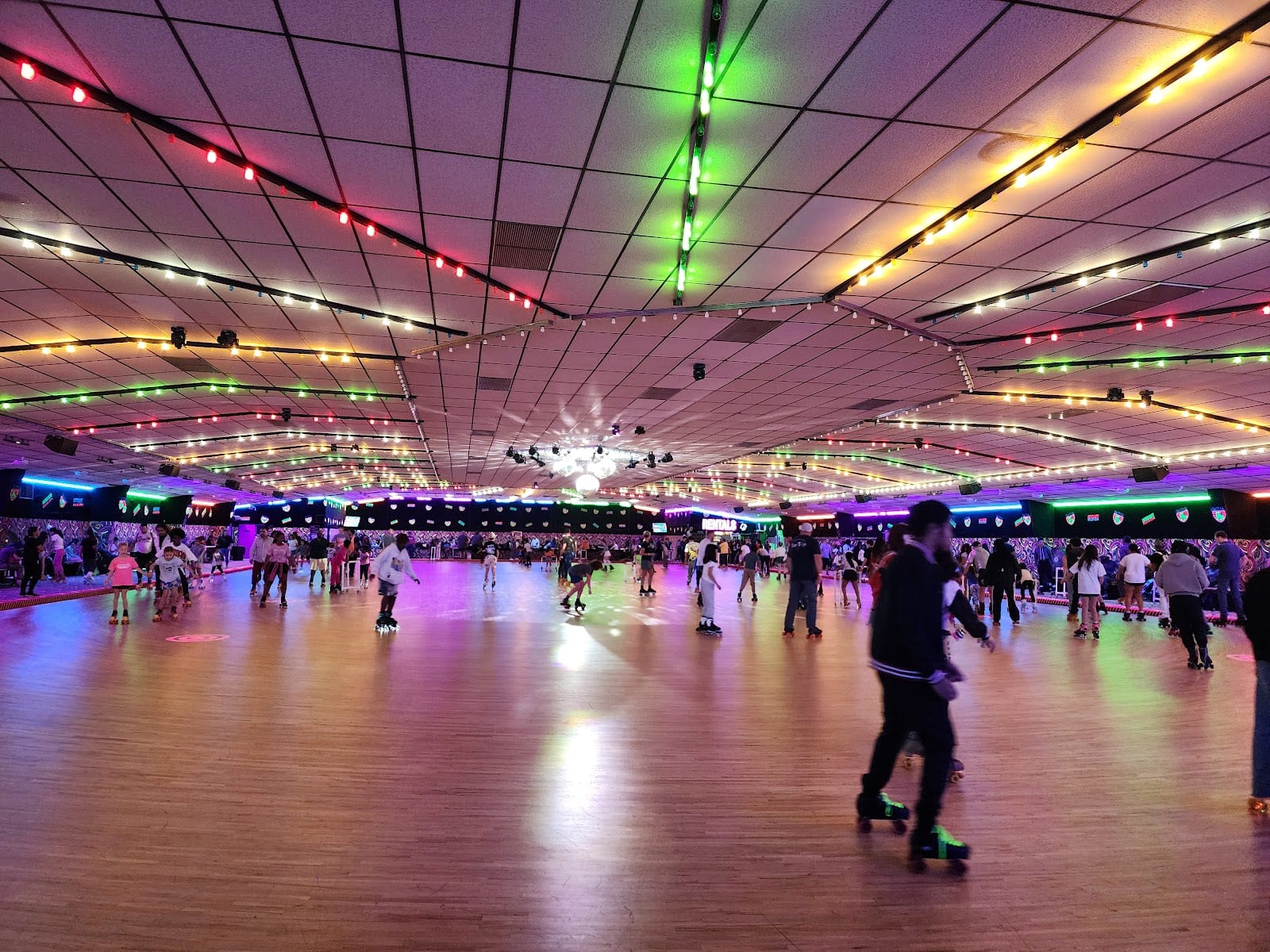 Interskate Roller Rink, photo 2