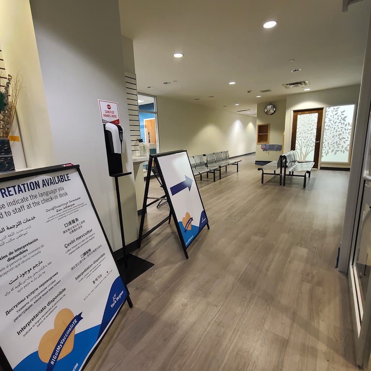 Temporary Vaccine Clinic (Richmond Hill)