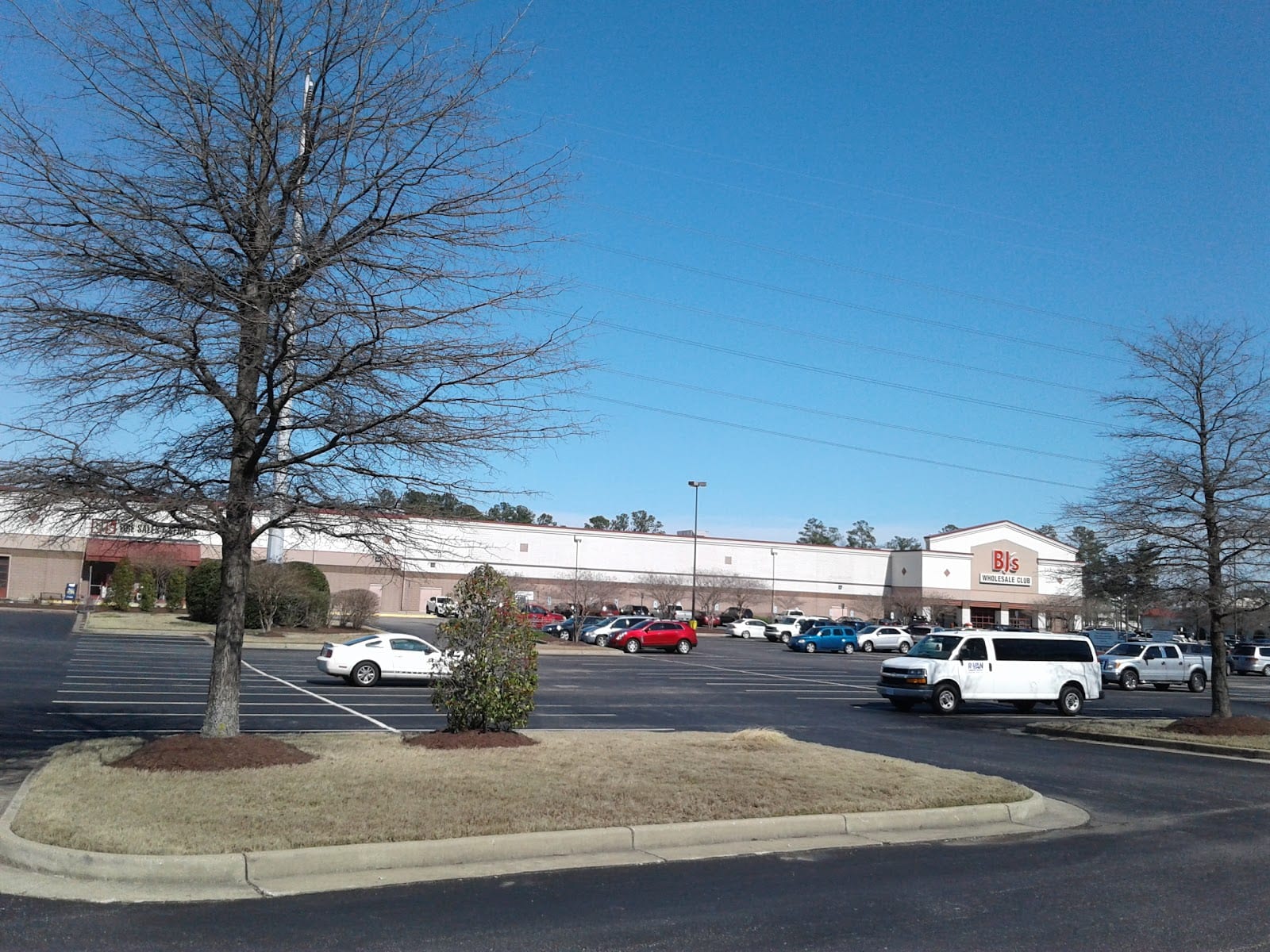 BJ's Gas Station, photo 3