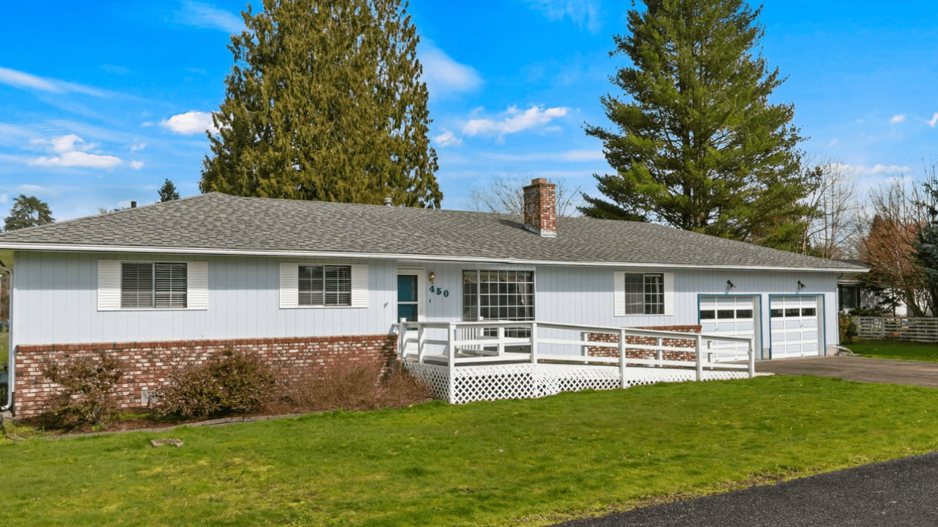 Paula Burrows, REALTOR® at The Paula Burrows Team brokered by eXp Realty