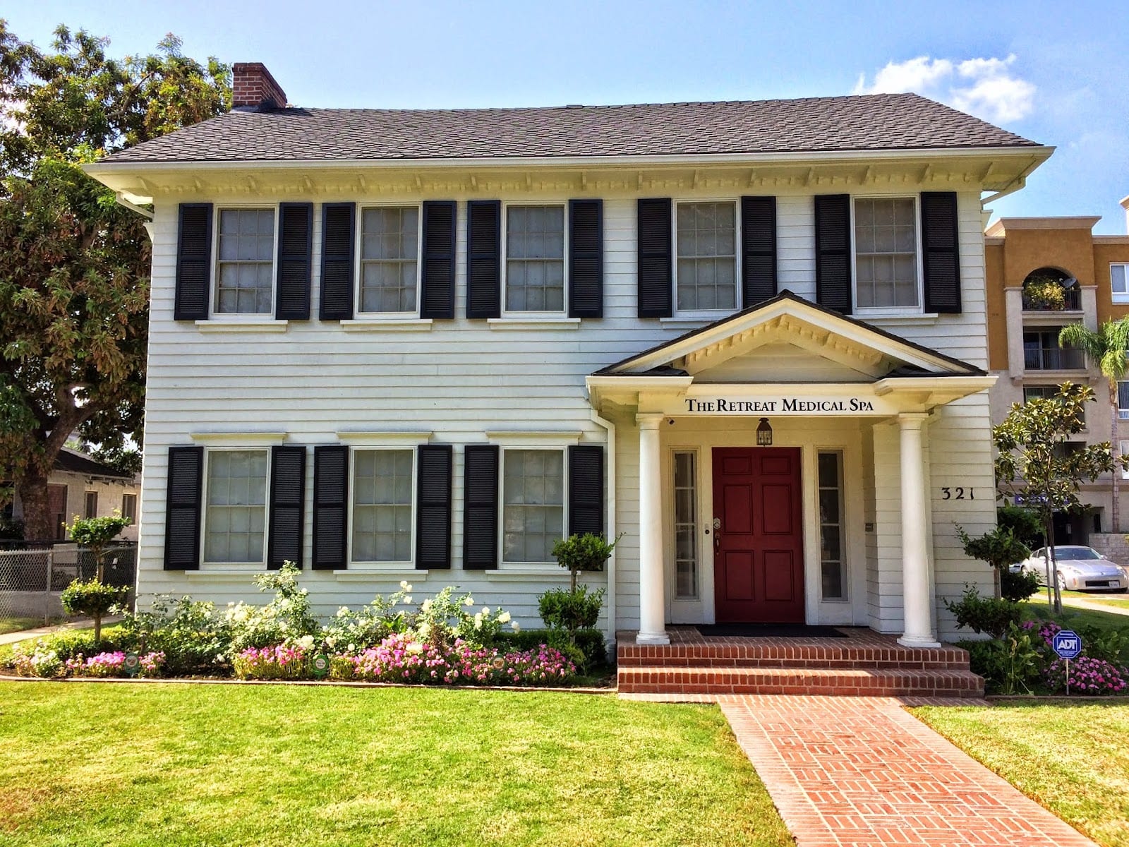 The Retreat Medical Spa : Doctor Injector - Botox Dysport Juvederm Restylane Chemical Peel