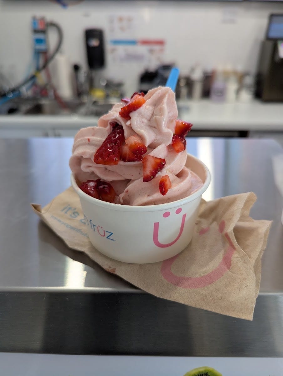 Yogen Früz, photo 3