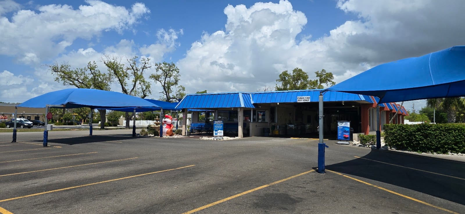 Eager Beaver Car Wash, photo 2