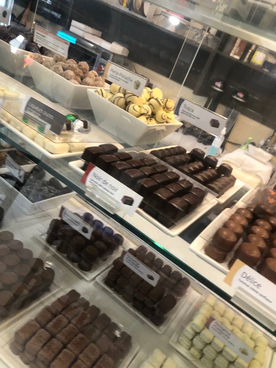 Leonidas Woodbridge Chocolates