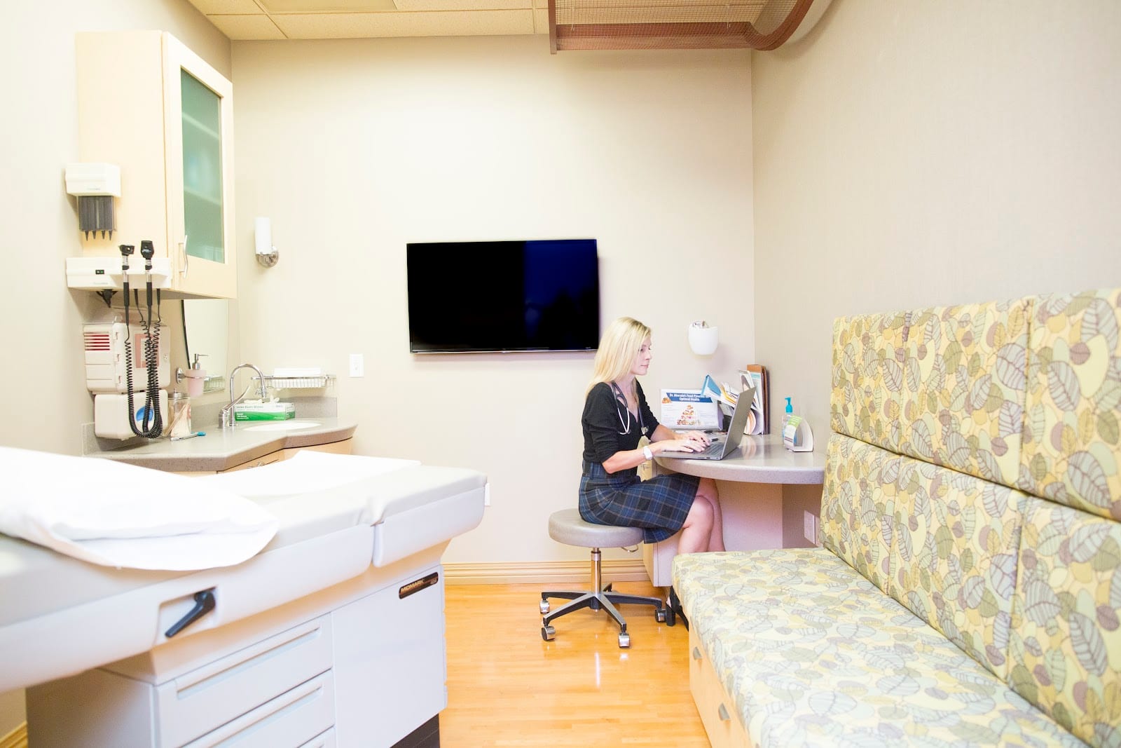 Dr. Laurie M. Pozun, DO