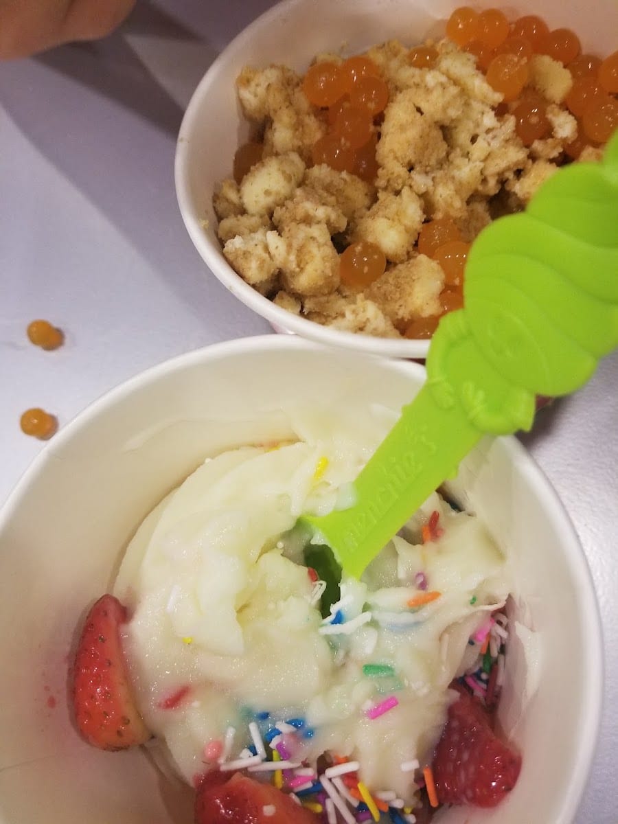 Menchie's Oak Ridges