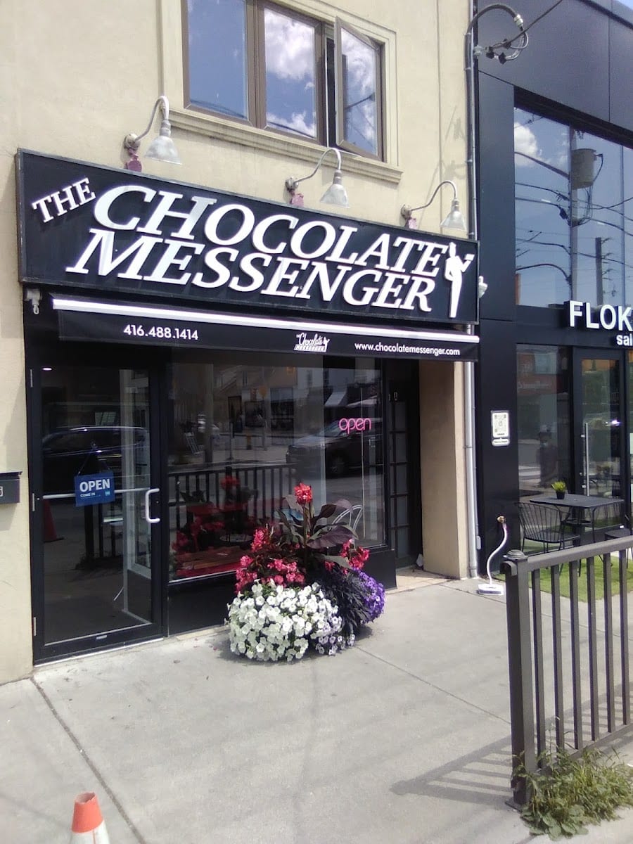 The Chocolate Messenger, photo 2