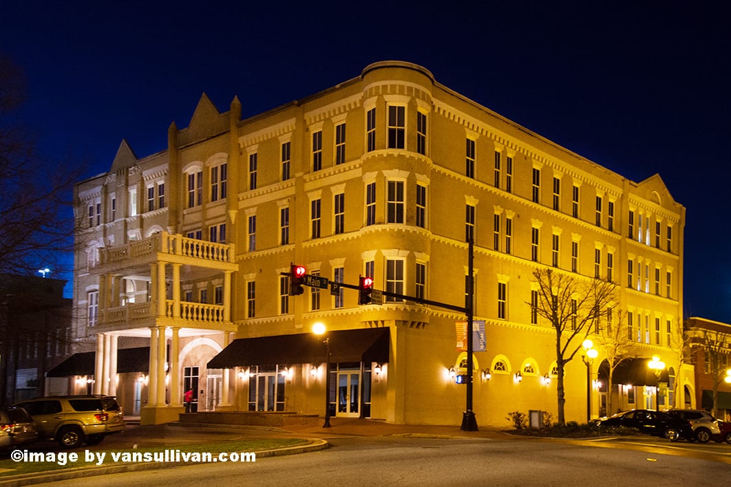 Caroline Sullivan Real Estate, Broker Associate, photo 3