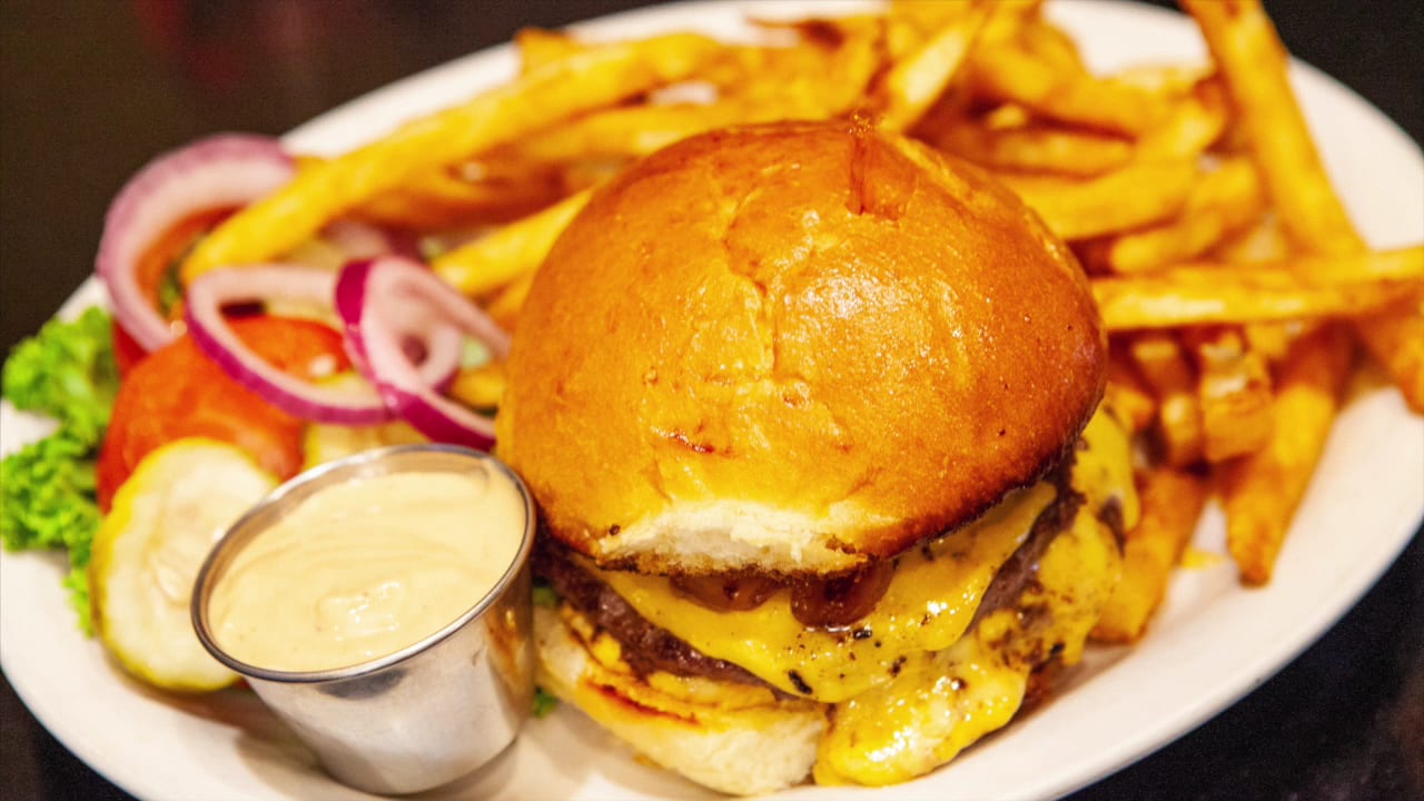 The Beehive Pub & Grill, photo 3