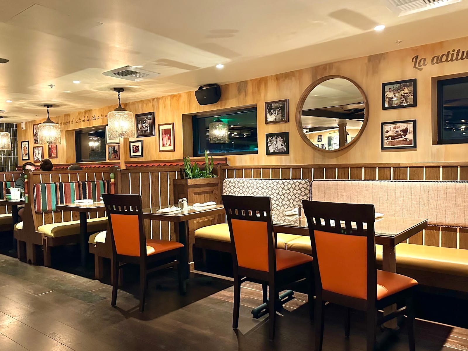 El Cholo Restaurant