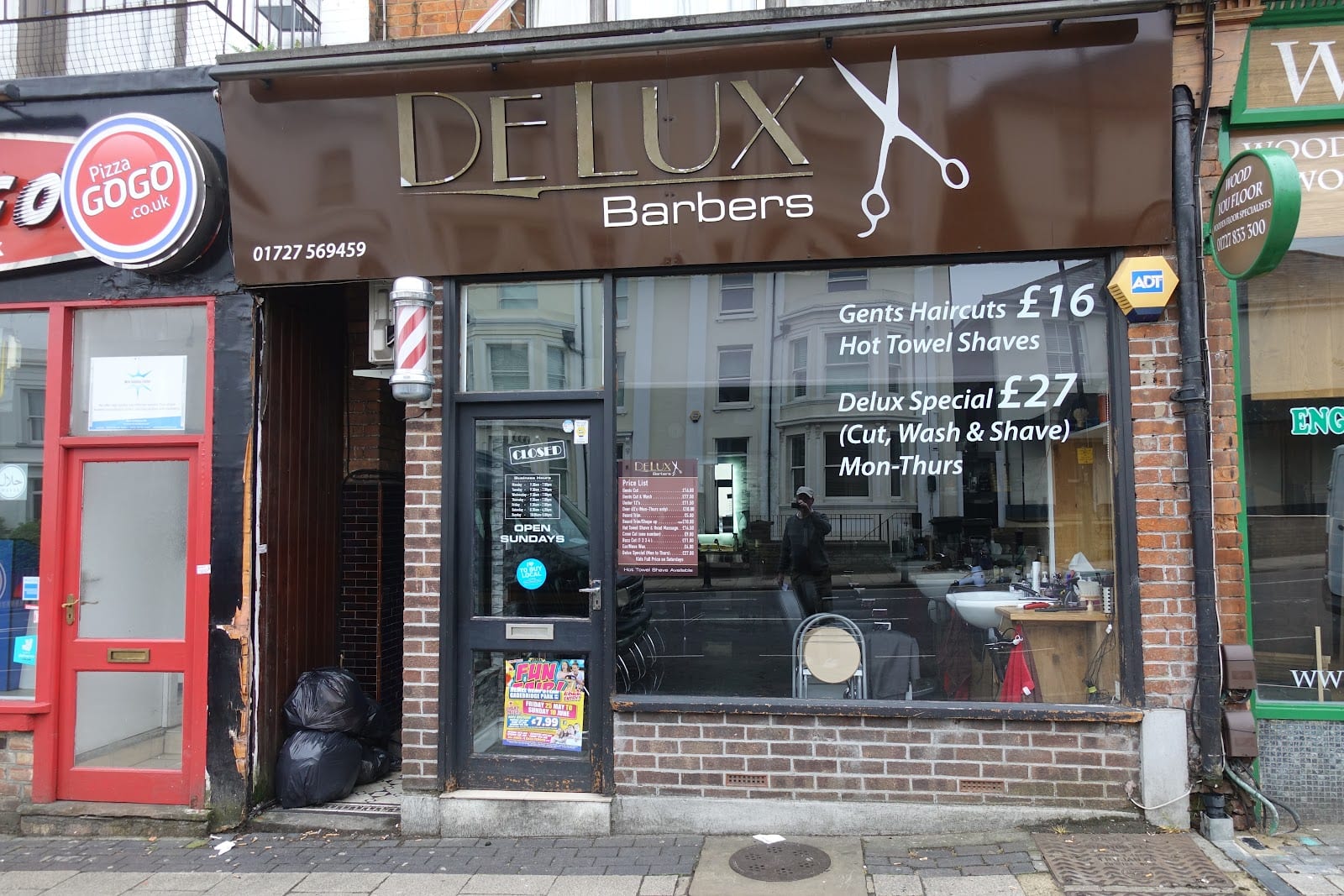Delux Barbers