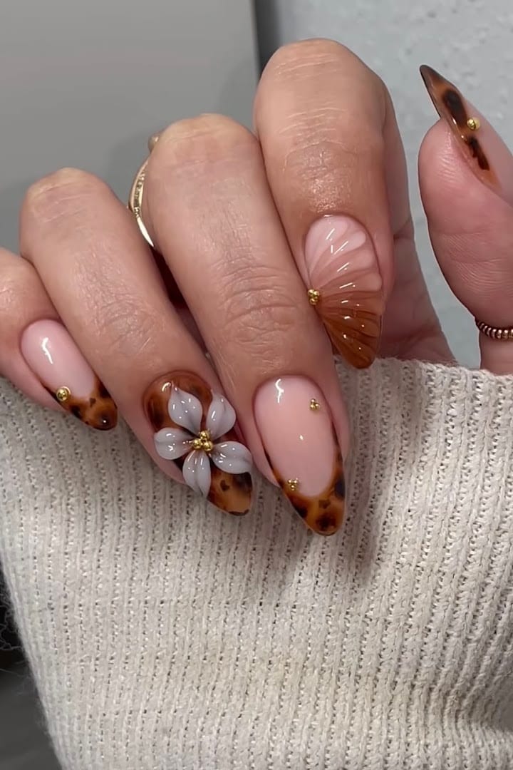Golden Nail Lounge, photo 2