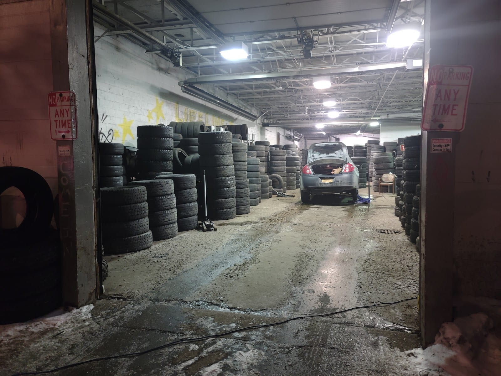 Tire Kings, photo 3