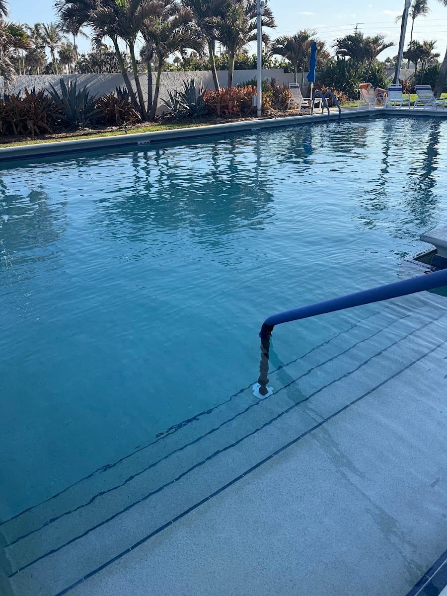 Island Breeze Pool Service LLC, photo 3