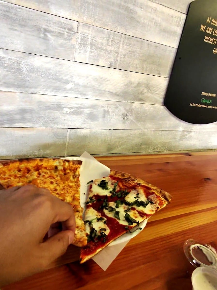 Old Town Pizza, photo 3
