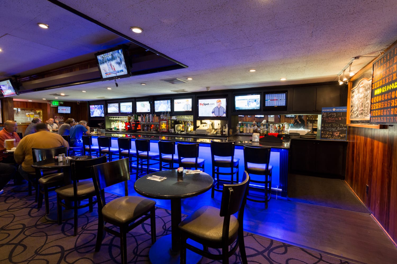 Keno's Sports Bar & Grill, photo 2