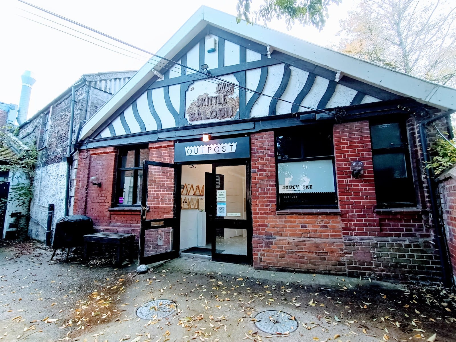 OUTPOST Gallery