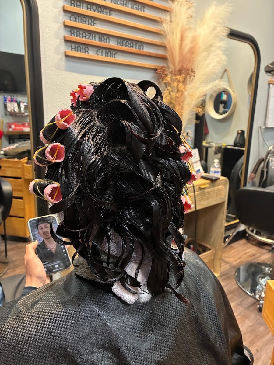 Mooni Hair Studio, photo 3