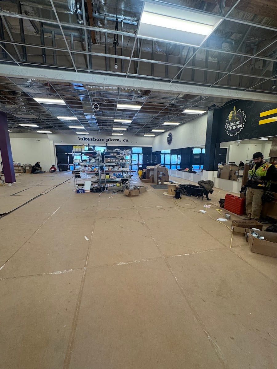 REYES JANITORIAL MAINTENANCE, INC, photo 4