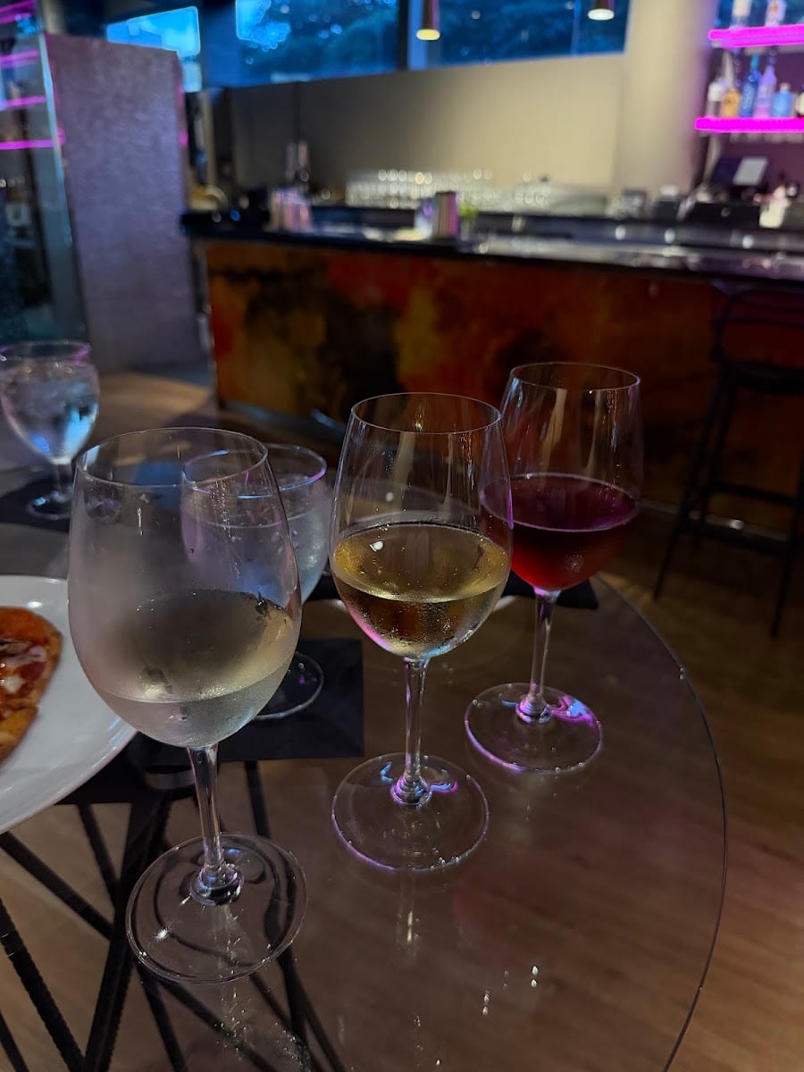 Amuse Wine Bar