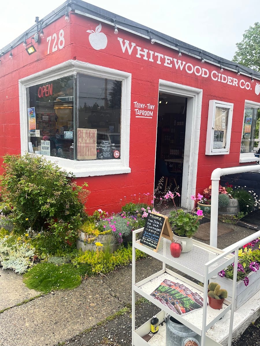 Whitewood Cider’s Teeny Tiny Taproom, photo 4