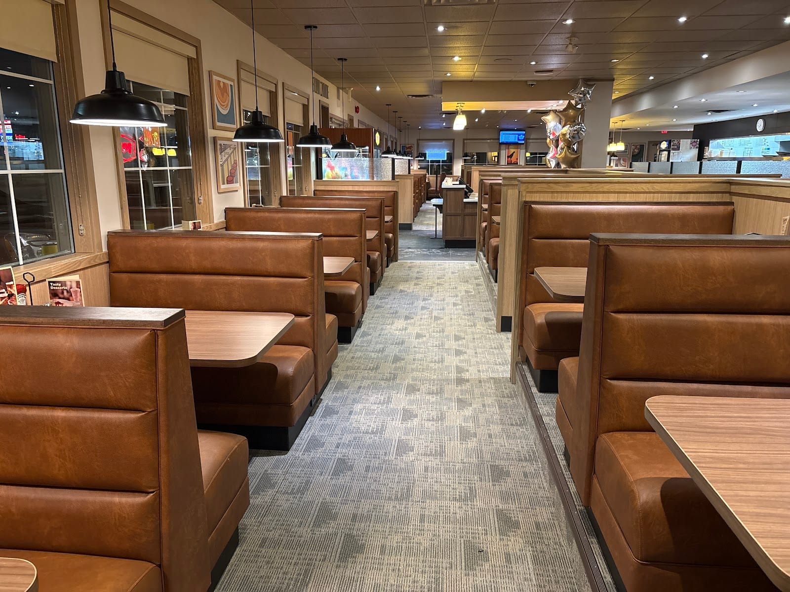 Denny's Restaurant Broadmoor Blvd, photo 4