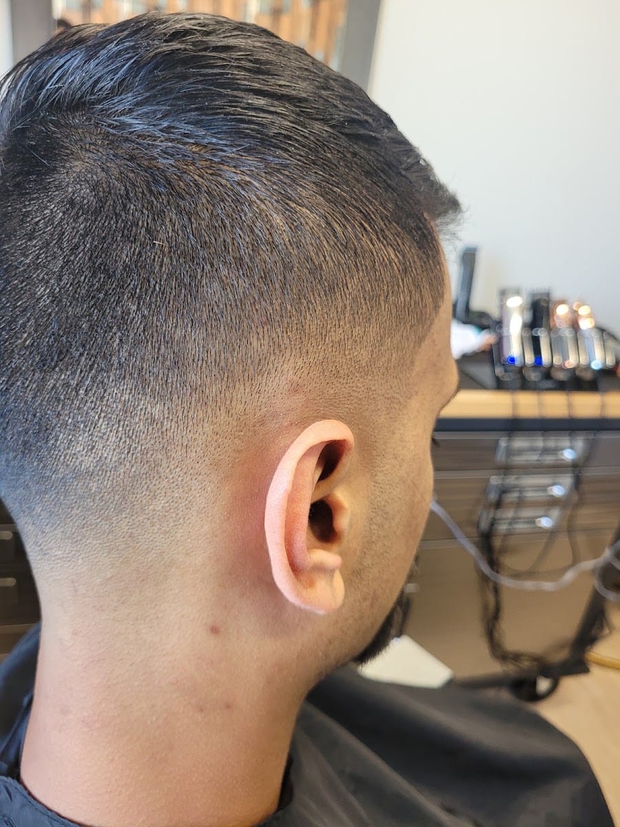 Alpha Kings Fade & Shave Barbershop