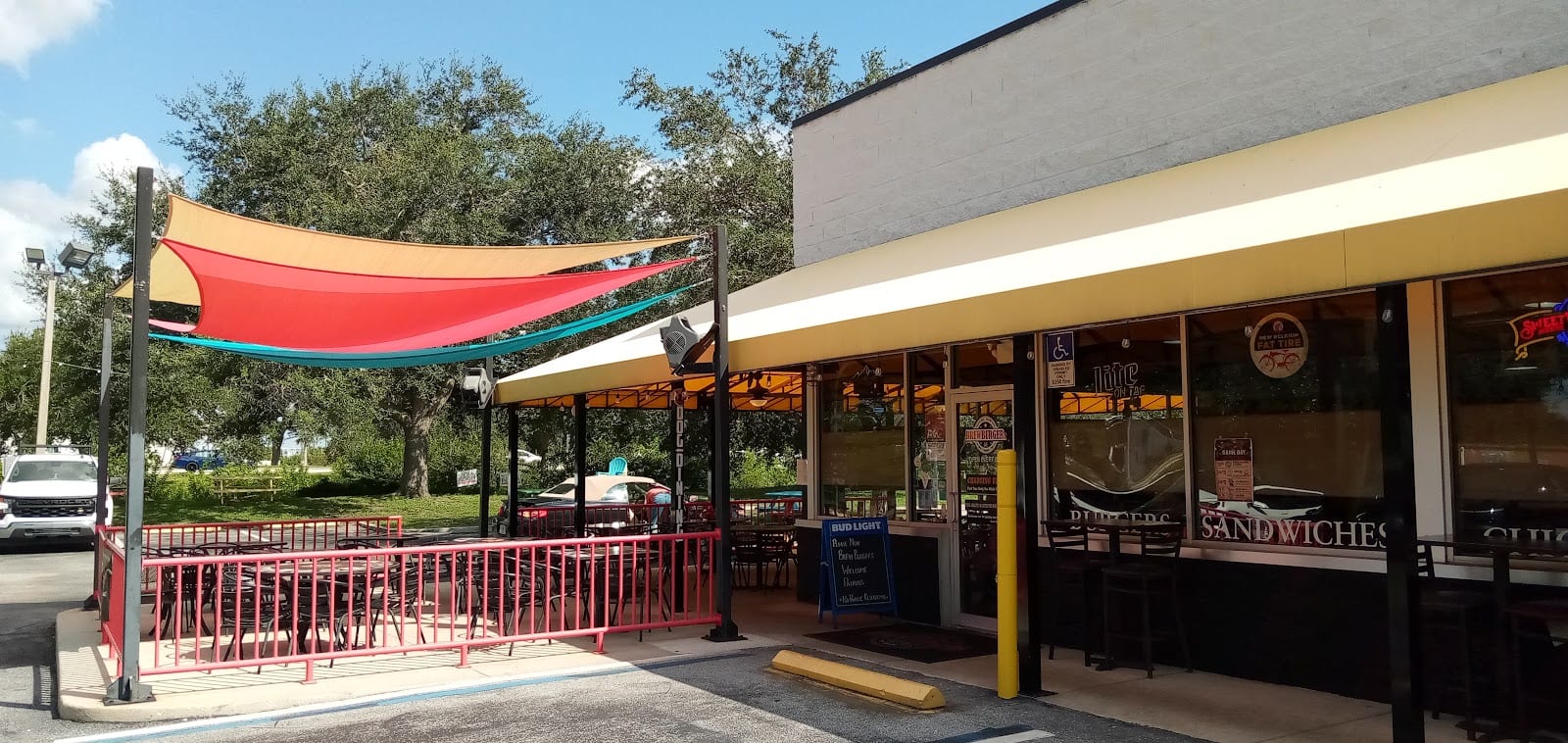 BrewBurgers Back Porch