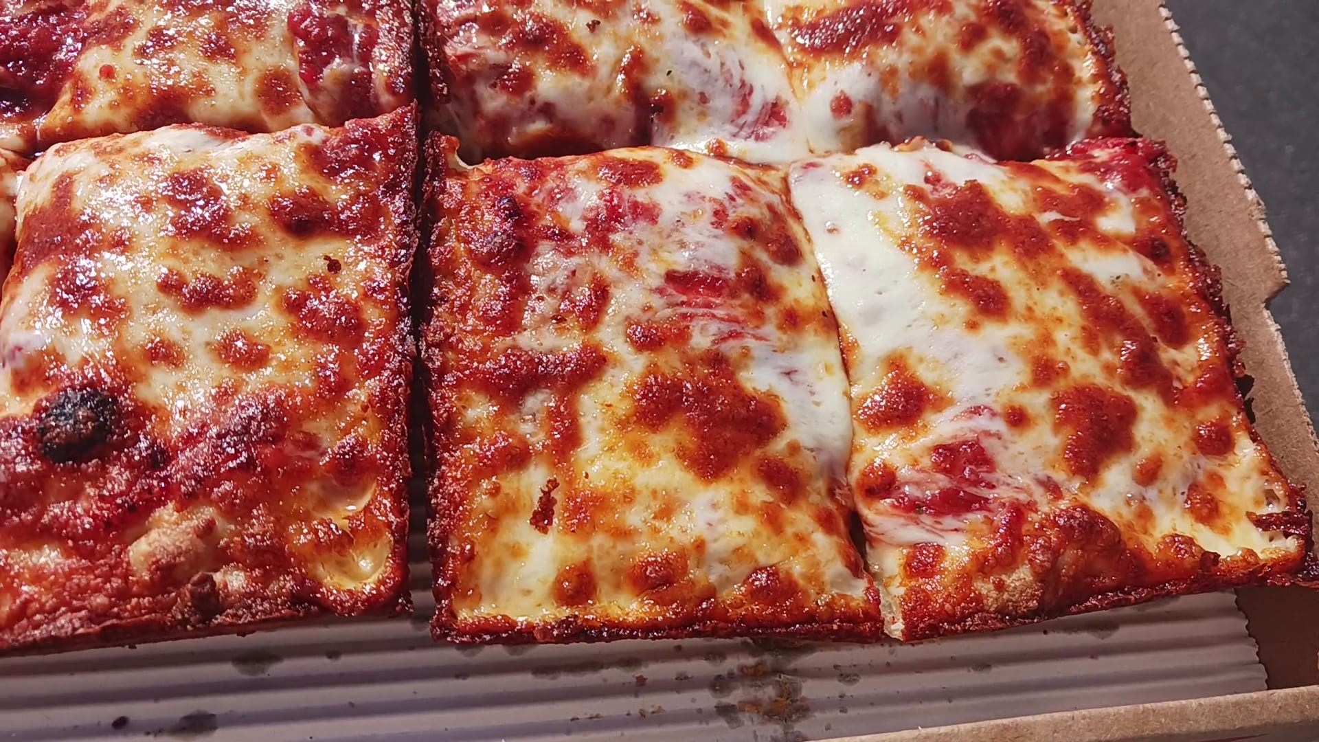Jet's Pizza, photo 2
