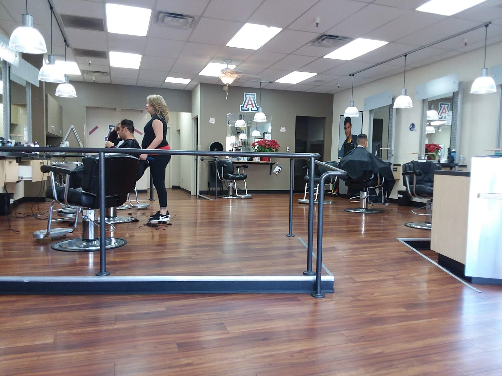 Supercuts, photo 3