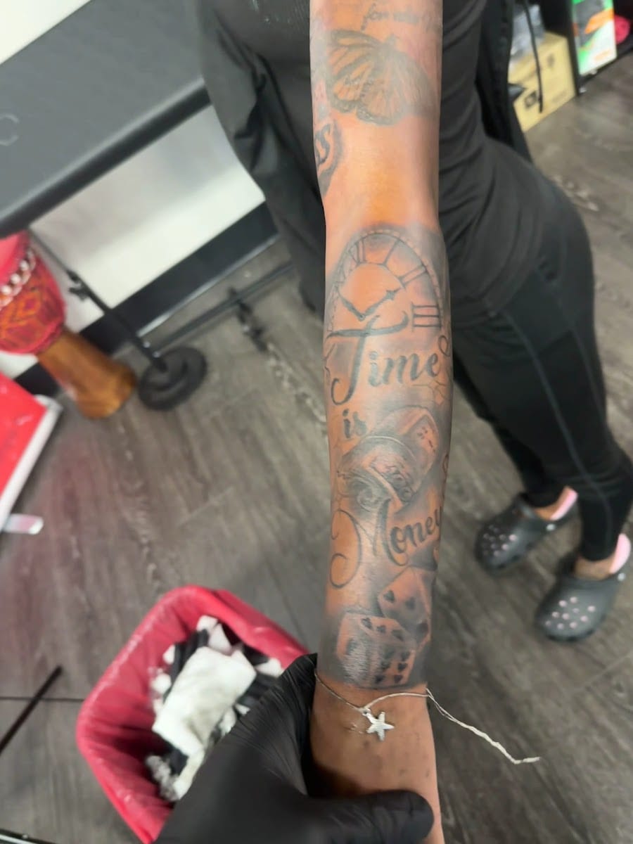 MaddBuddah Tattoo Shop, photo 3