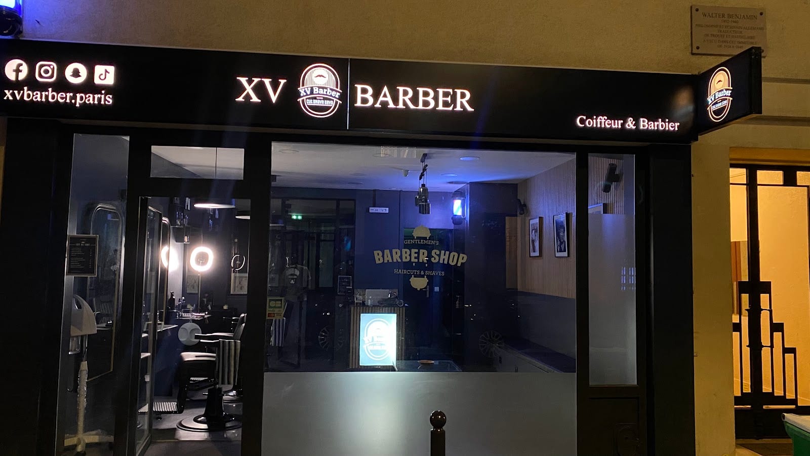 XV Barber, photo 4