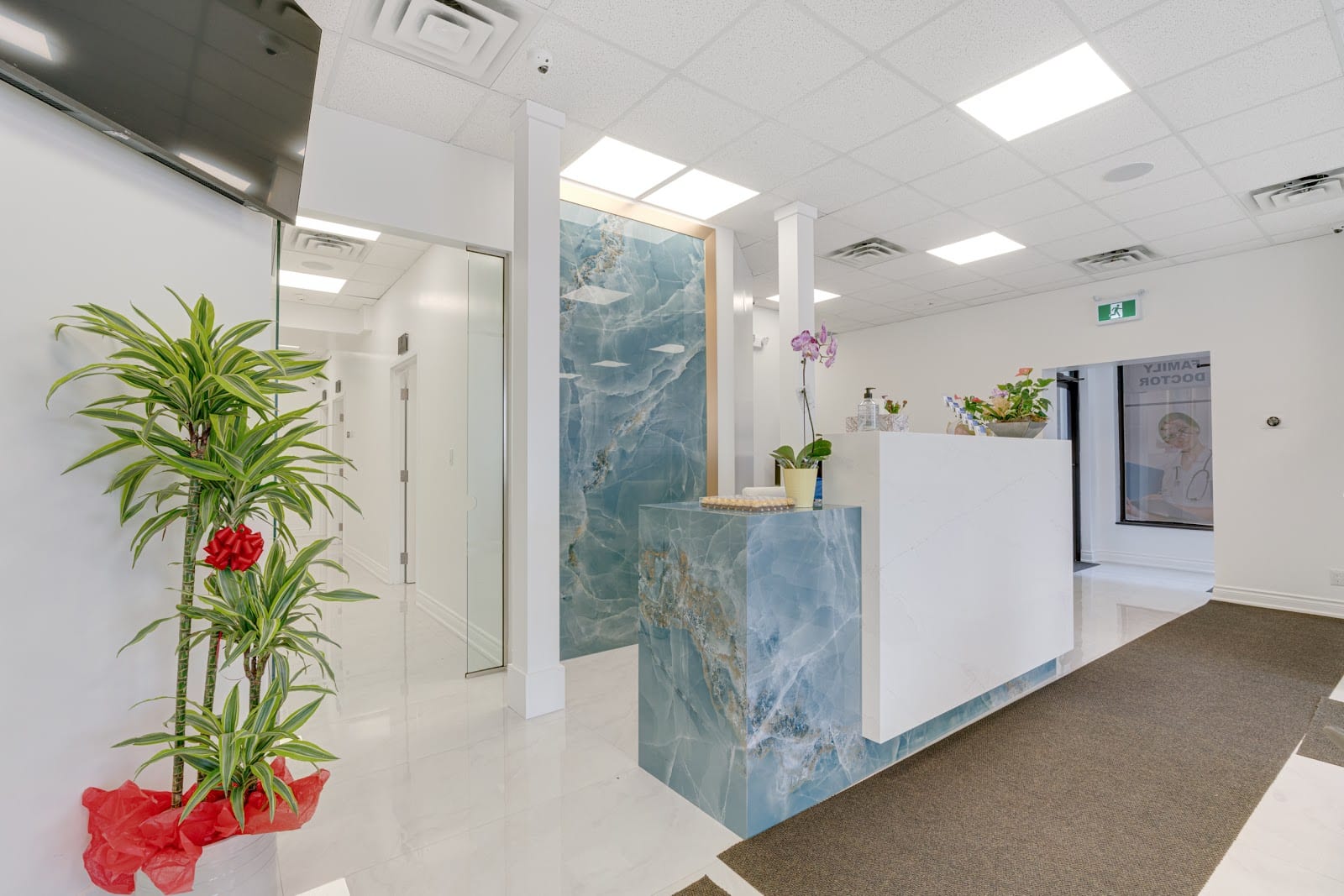Lux Medical Aesthetics, photo 3