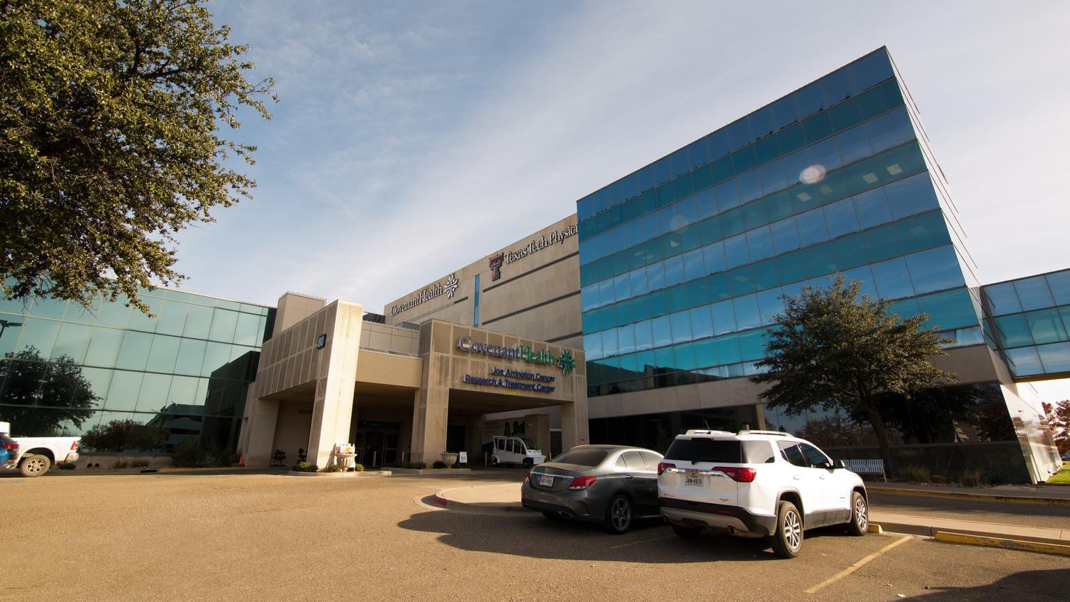 Joe Arrington Cancer Research and Treatment Center, photo 2