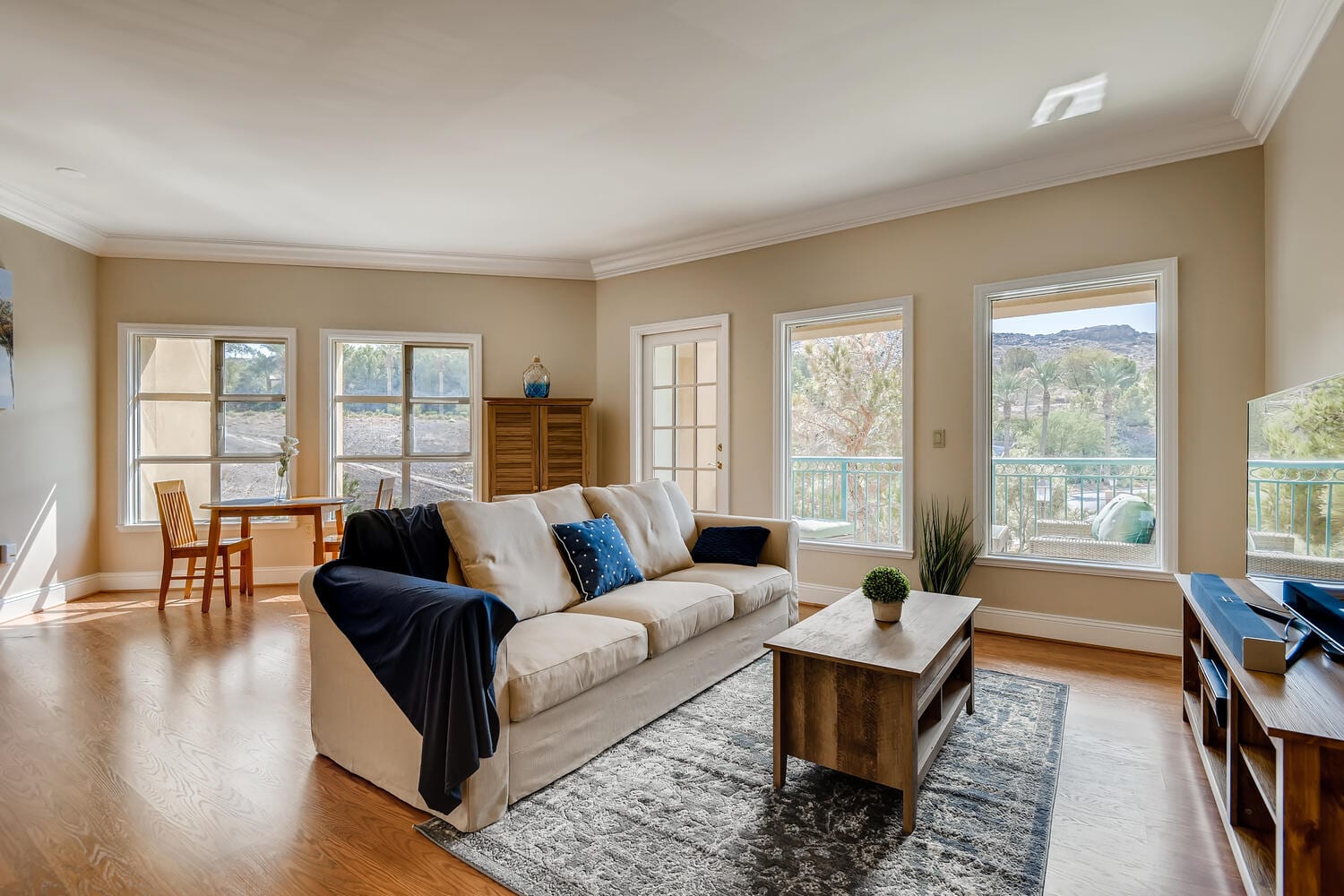 Ryan Zeppernick - IS Luxury Real Estate, photo 3