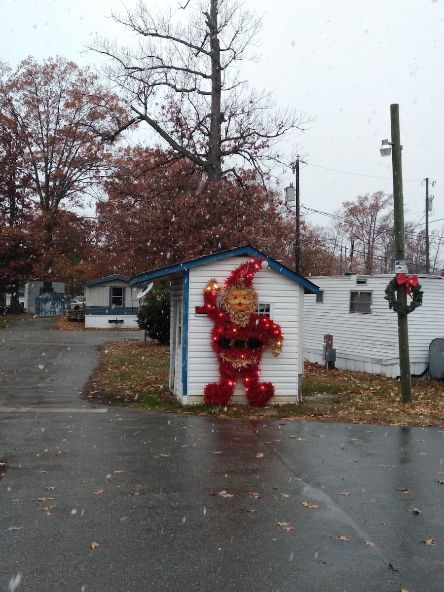 Davis Mobile Home & RV Park, photo 3