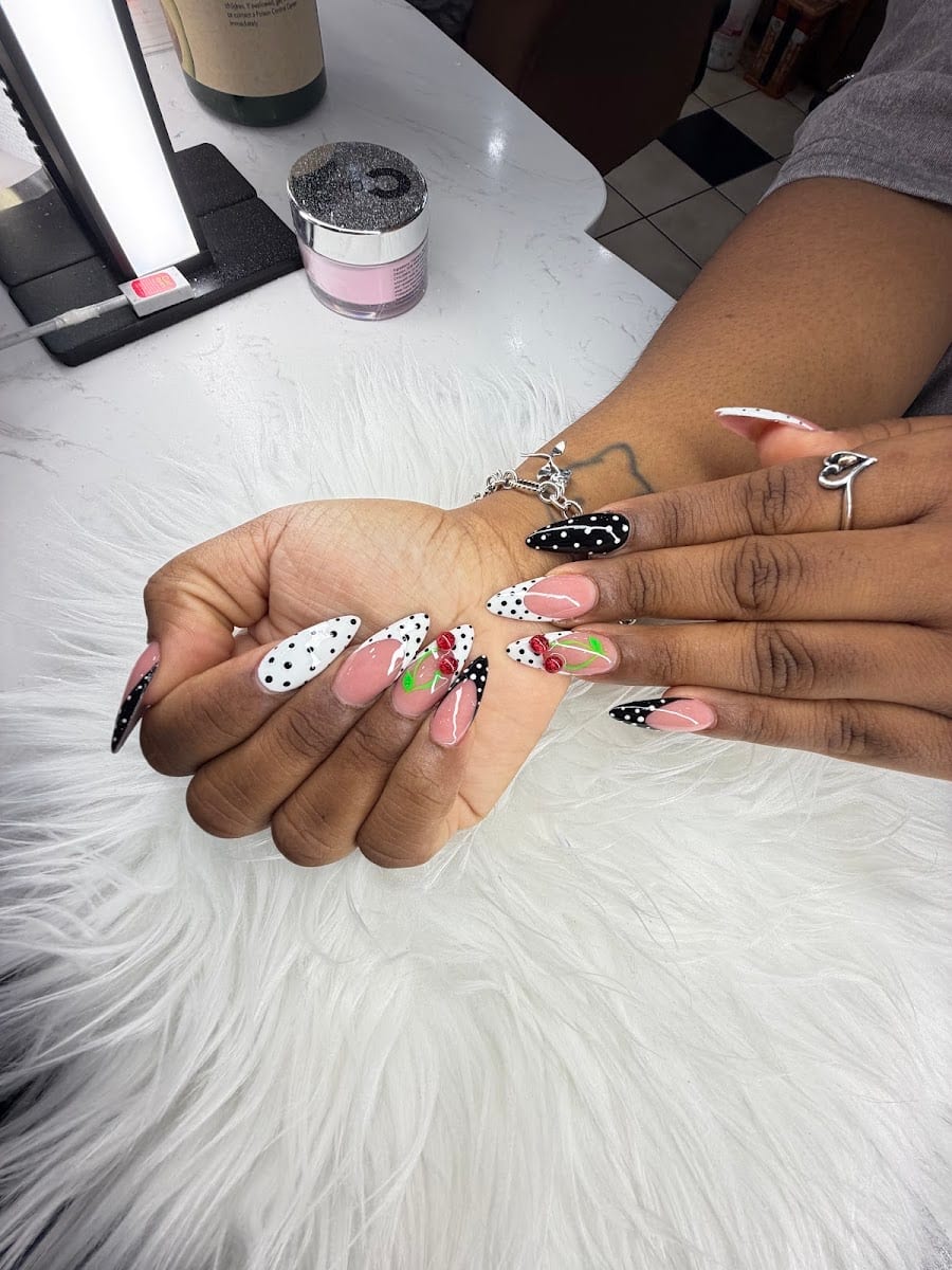 Pleasant Nails and Spa, photo 3