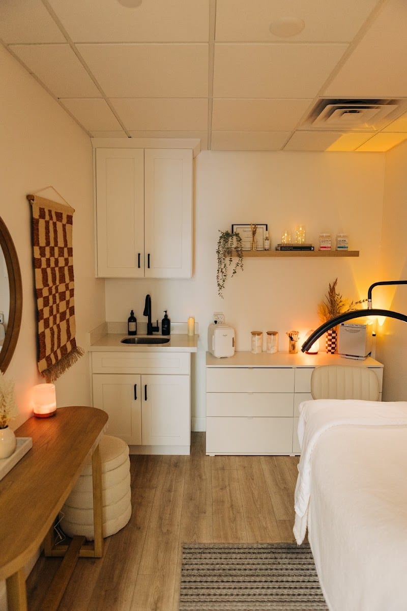 The Dale Modern Day Spa - Old Town, photo 4
