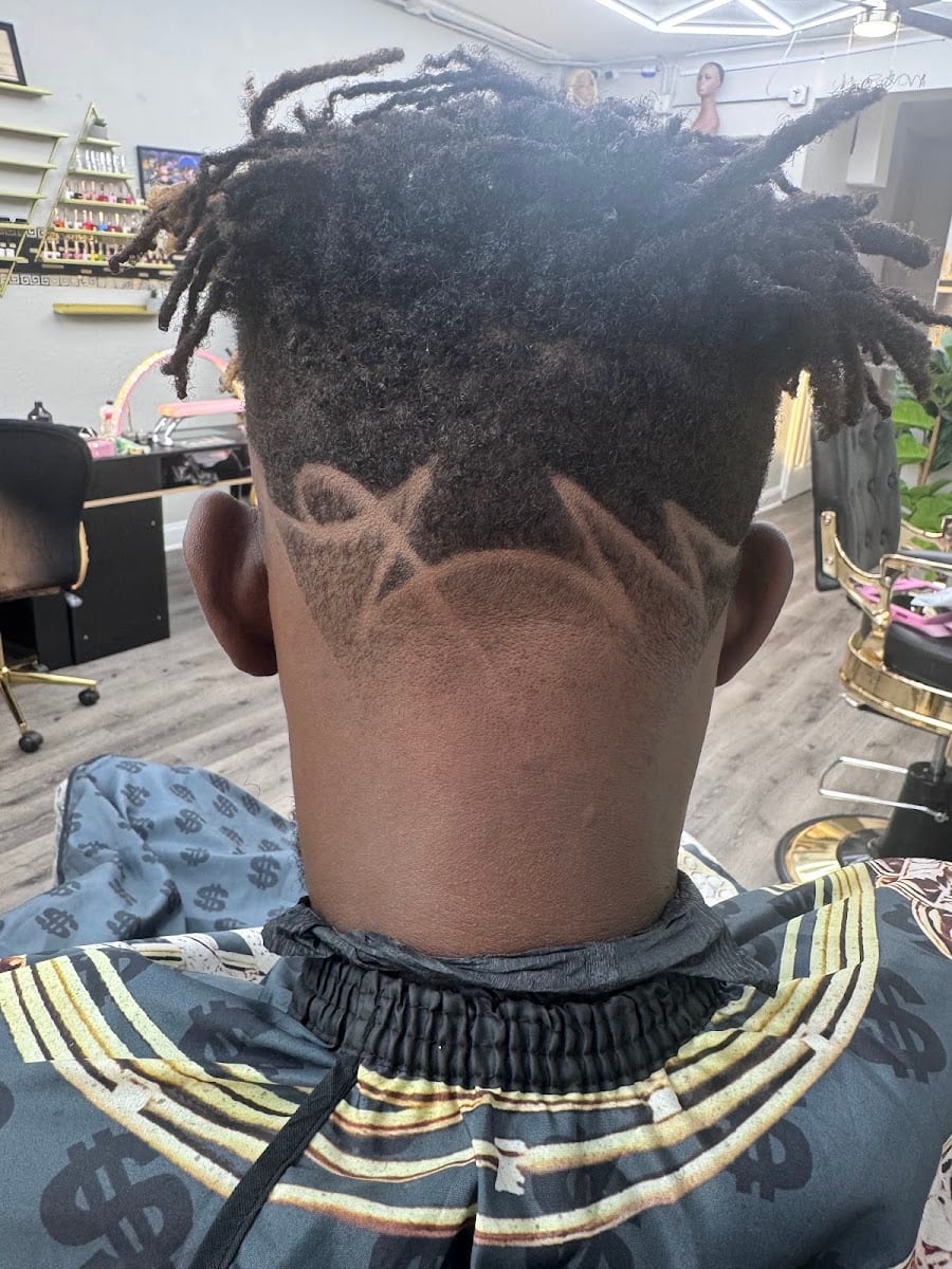 J.E barbershop & beauty salon, photo 3
