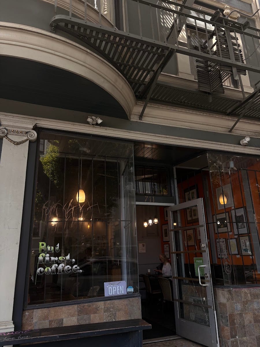Alamo Square Cafe