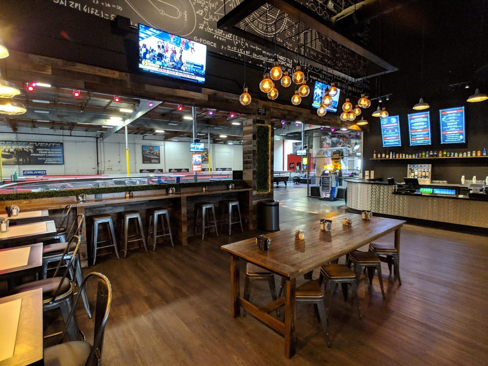 K1 Paddock Lounge - Sports Bar & Restaurant - Irvine, CA, photo 2