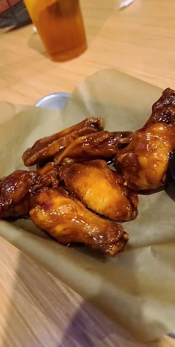 Buffalo Wild Wings, photo 3