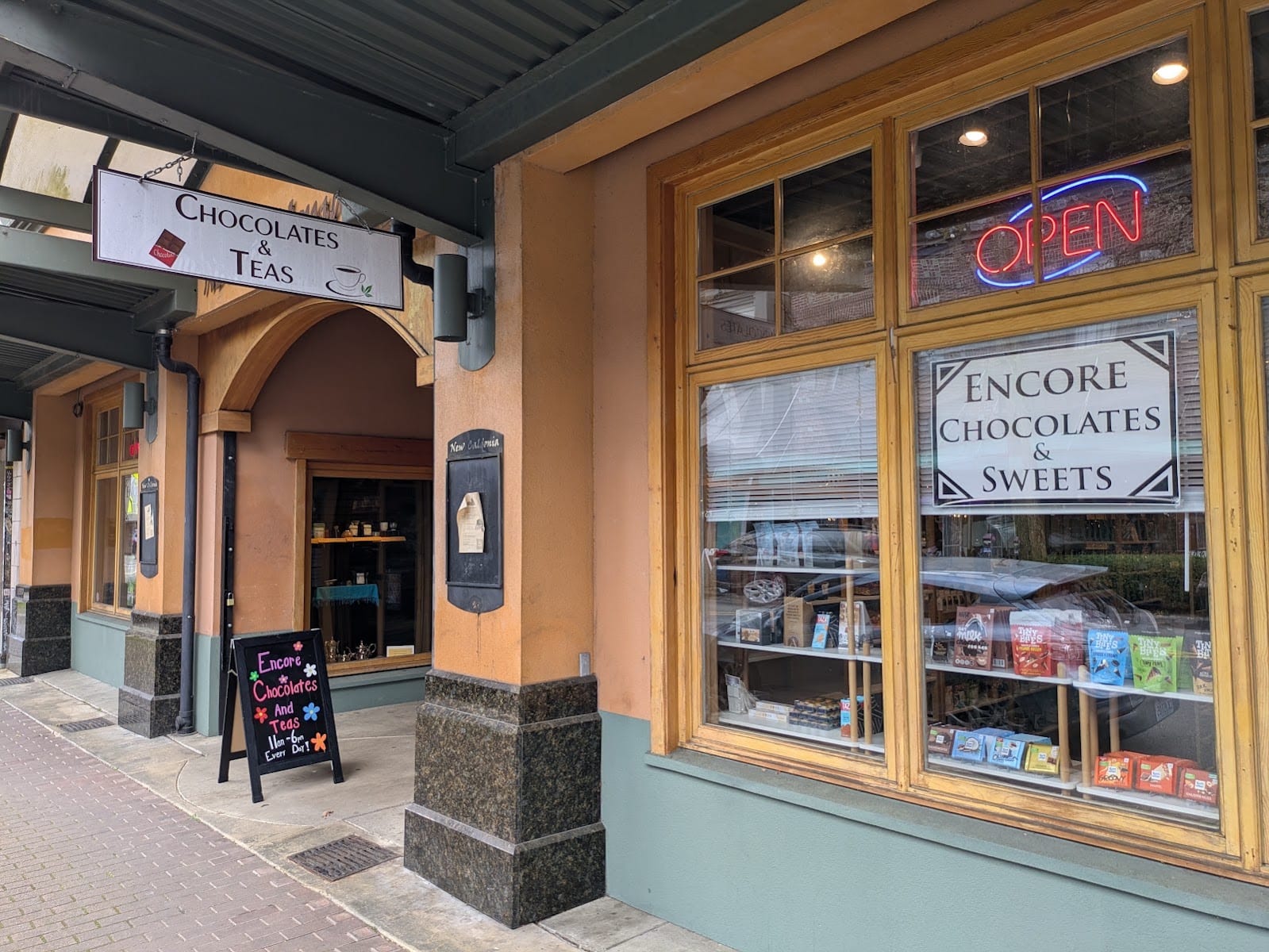 Encore Chocolates and Teas
