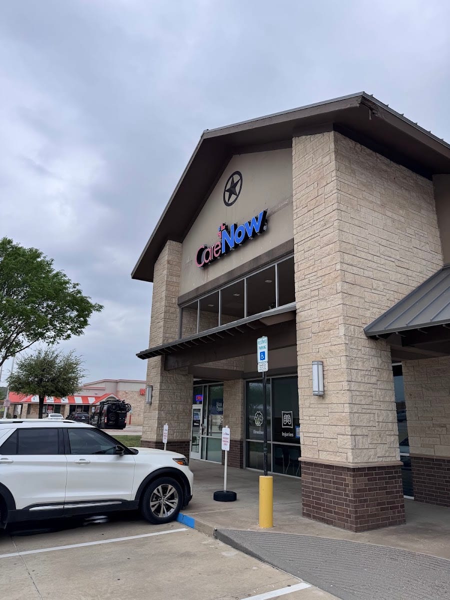 CareNow Urgent Care - Crossroads