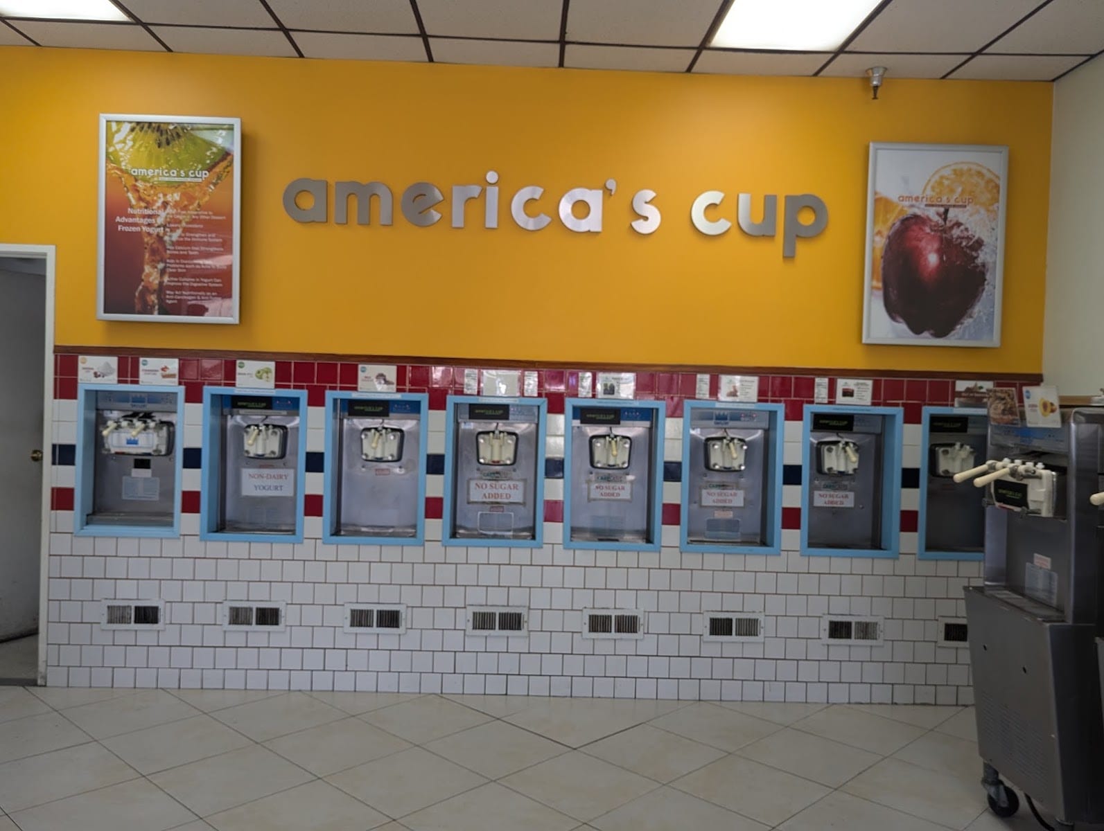 Yogurt America's Cup, photo 2