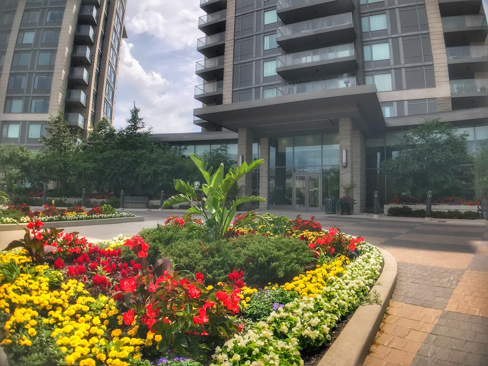 AMIR ZAND-KARIMI - REAL ESTATE BROKER, photo 4