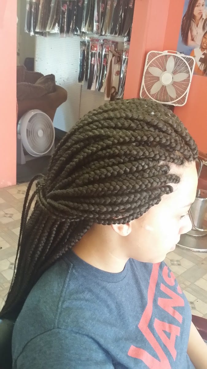 Mariame Braiding
