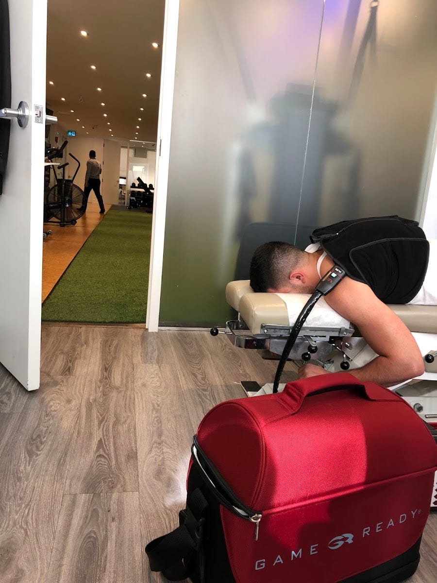 Dr. Alan Bui, Financial District Chiropractor