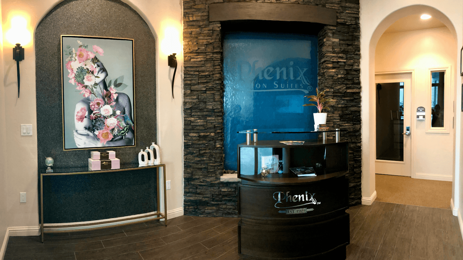 Phenix Salon Suites Heights, photo 2