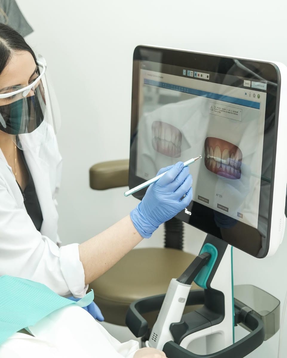 Smiles and Smiles by L&Y Dental City, photo 4